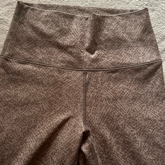 Aerie Offline Brown Metallic Snakeskin Leggings - Size Small. - Picture 4 of 6